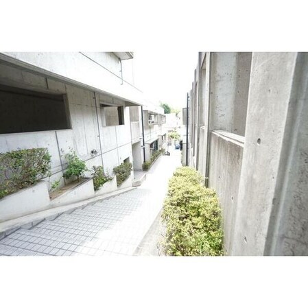 ラジュニール春日丘の物件内観写真